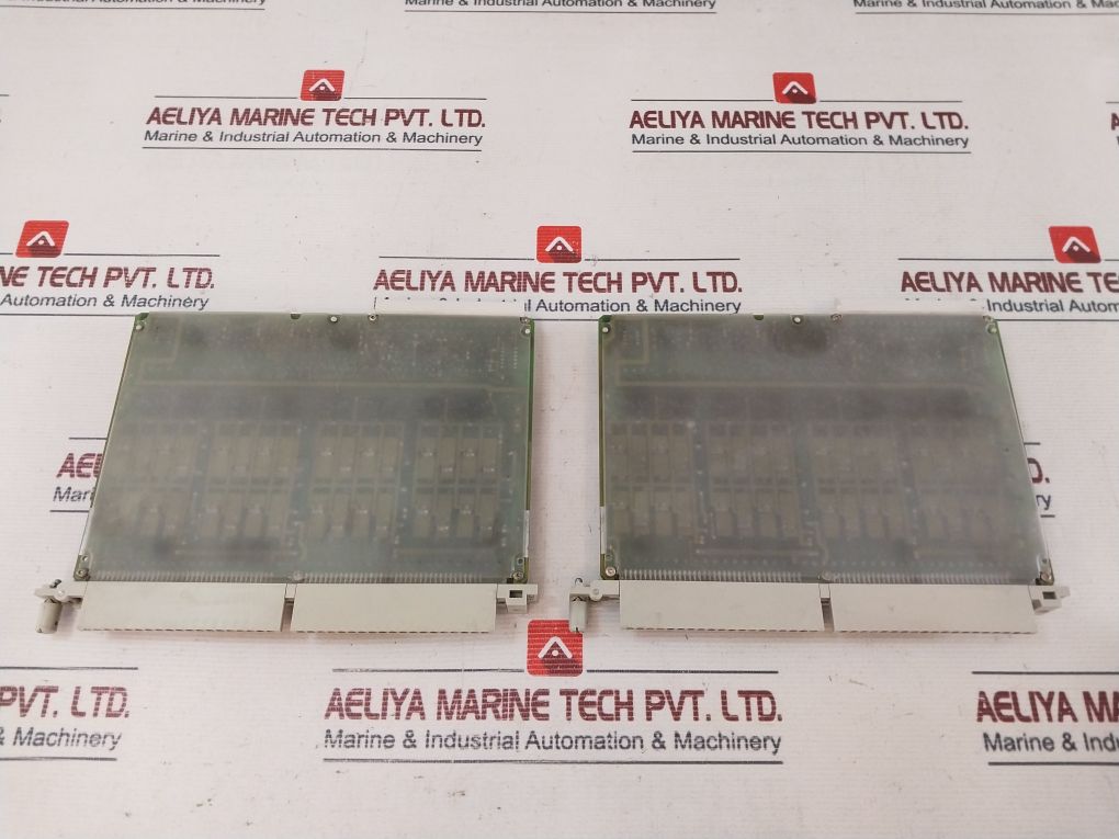 Siemens Simatic 6Es5451-4Ua13 Digital Output Module