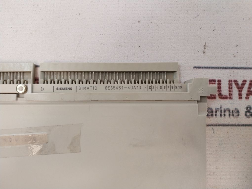 Siemens Simatic 6Es5451-4Ua13 Digital Output Module