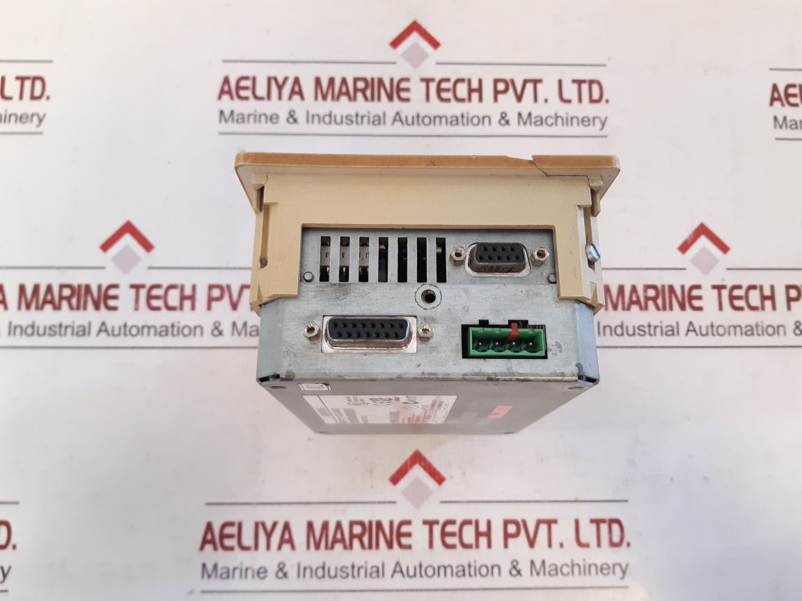 Siemens simatic c7-621 6es7621-1ad02-0ae3 compact interface unit operator panel
