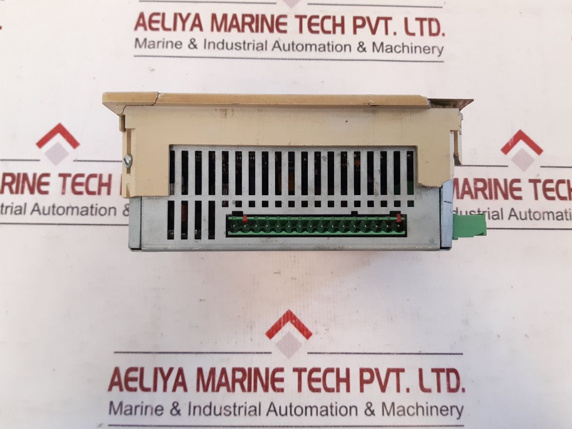 Siemens simatic c7-621 6es7621-1ad02-0ae3 compact interface unit operator panel