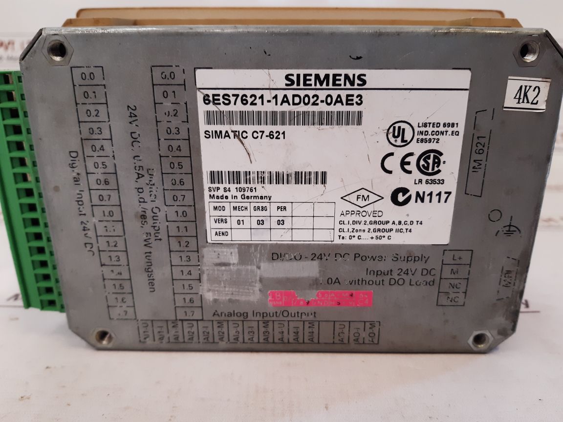 Siemens simatic c7-621 6es7621-1ad02-0ae3 compact interface unit operator panel