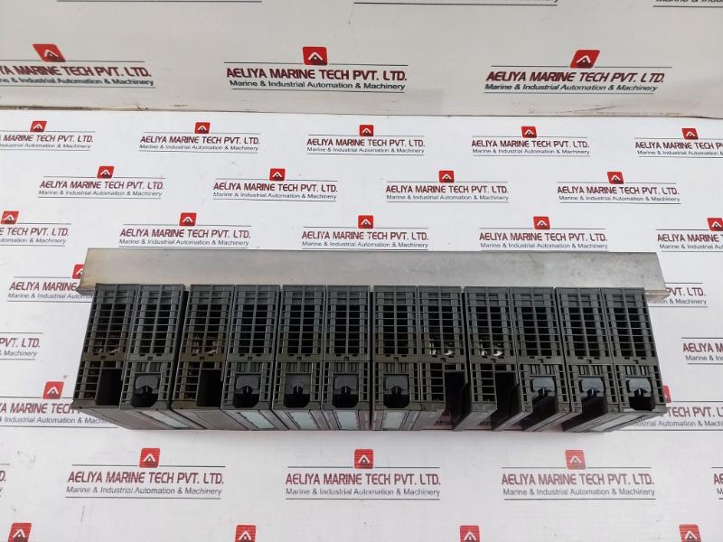 Siemens Simatic Et200M/Link Distributed I/O Station 1P 6Es7 322-1Bl00-0Aa0