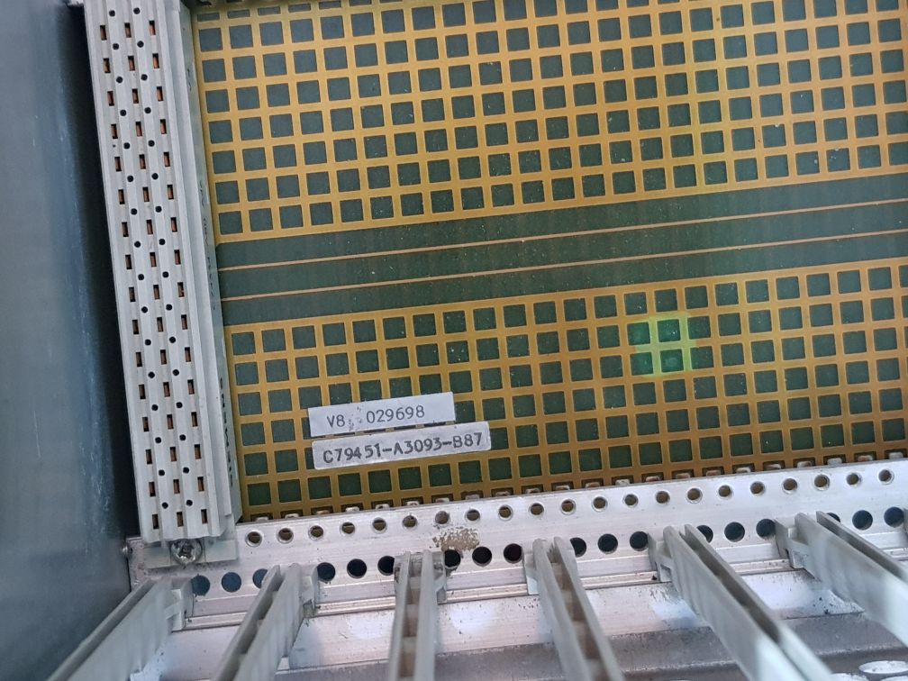 Siemens Simatic S5 6Es5183-3Ua12 Rack Module