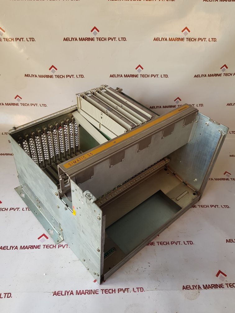 Siemens Simatic S5 6Es5183-3Ua13 Extension Device