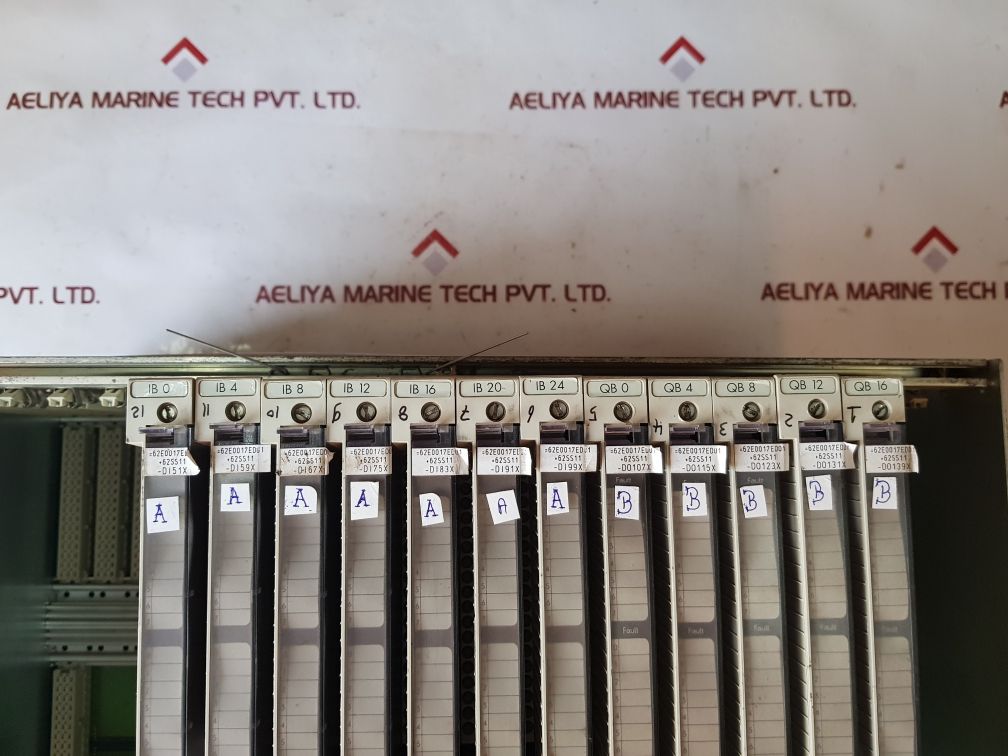 Siemens Simatic S5 6Es5183-3Ua13 Extension Device 441-4Ua