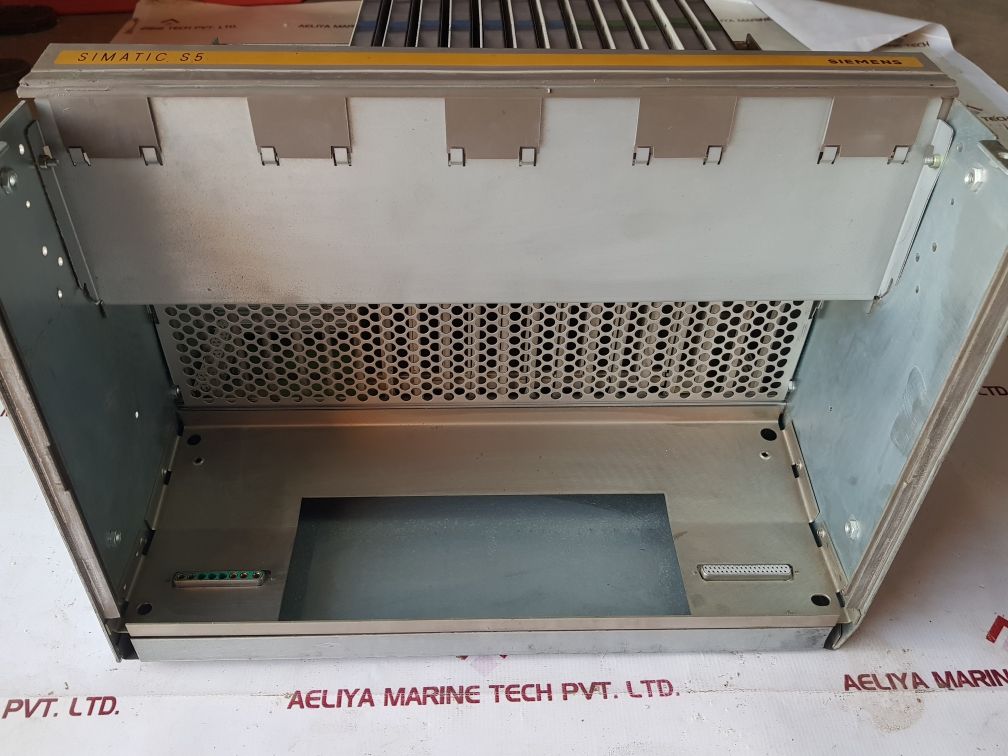 Siemens Simatic S5 6Es5183-3Ua13 Extension Device 441-4Ua