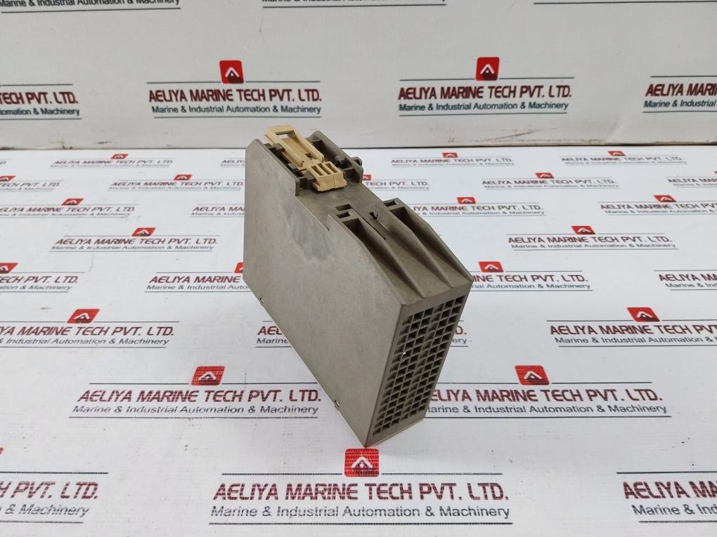 Siemens Simatic S5 6Es5 318-8Ma 12 Interface Module 24V Dc