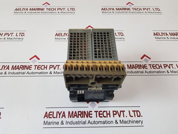 Siemens Simatic S5 6Es5 421-8Ma12+6Es5 441-8Ma11 Digital I/O Module