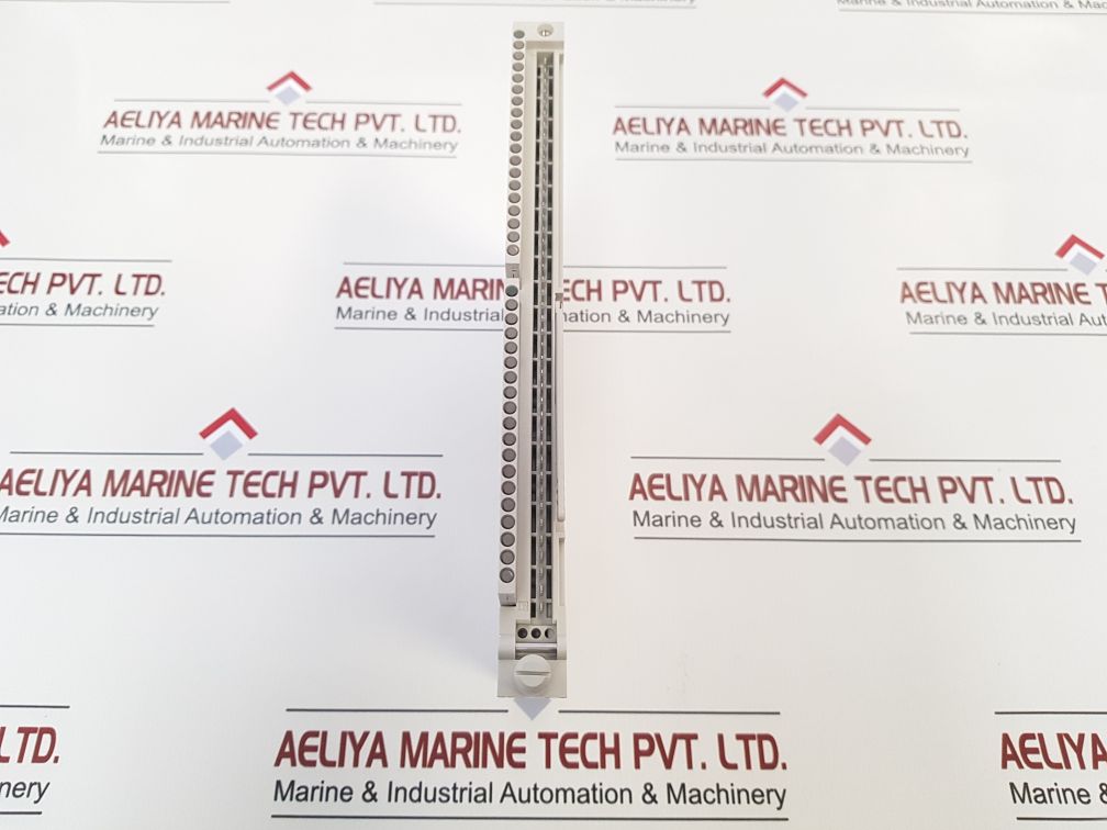 Siemens Siemens S5 C79451-a3079-c755 Digital Output Module