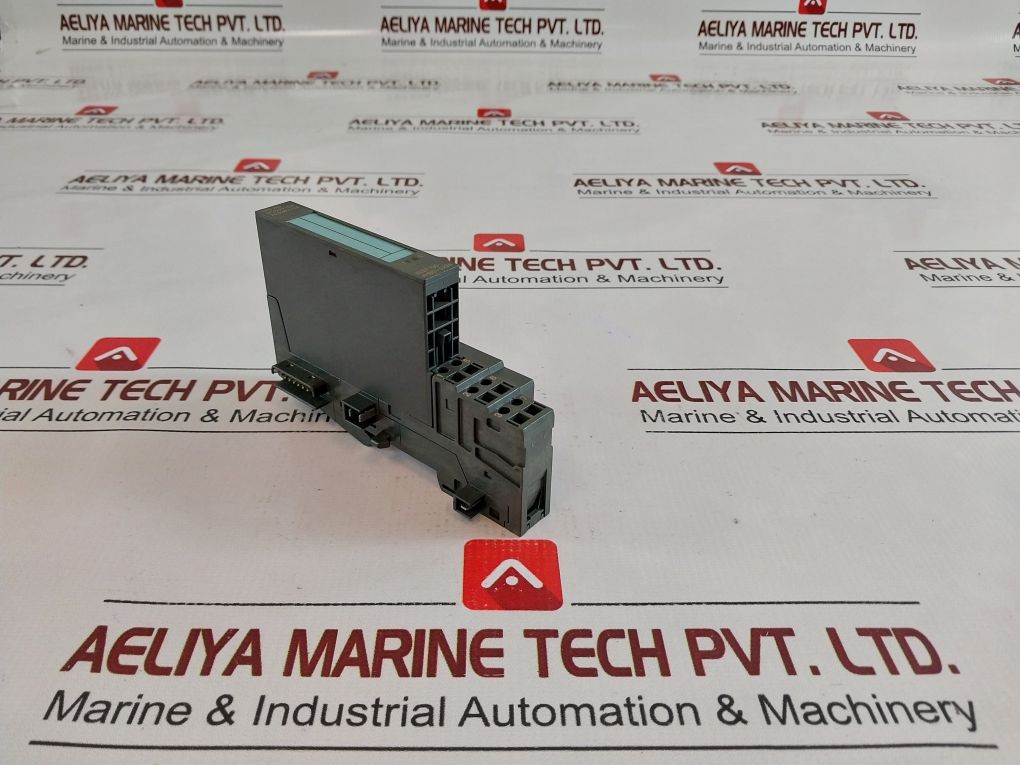 Siemens 6Es7 132-4Hb01-0Ab0 Digital Output Module