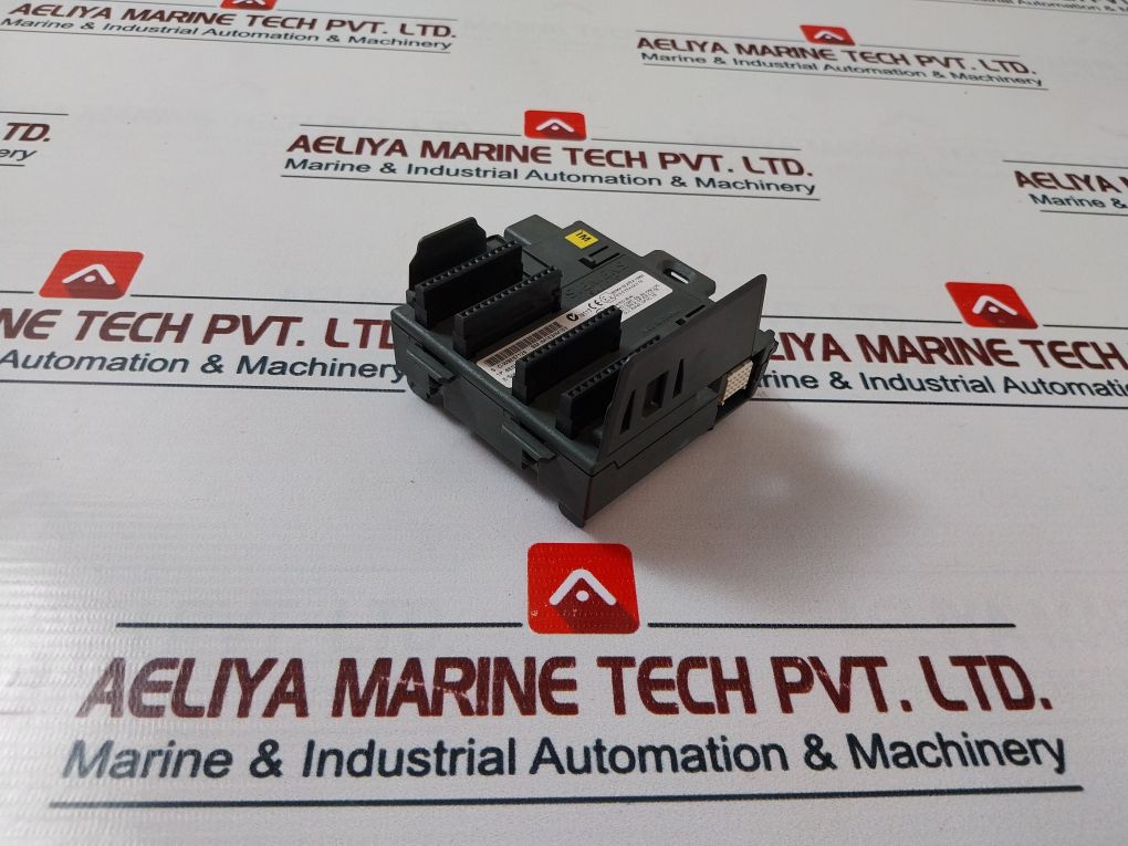 Siemens Simatic S7 6Es7 195-7Hd10-0Xa0 Bus Module 
