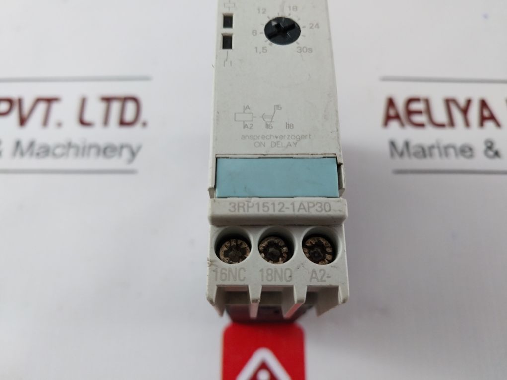 Siemens 3Rp1512-1Ap30 Time Relay 1,5-30S