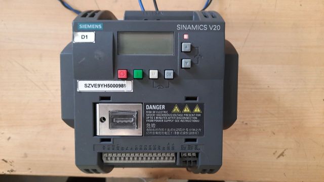 Siemens Sinamics V20 6Sl3210-5Bb21-5Av0 Variable Frequency Drive