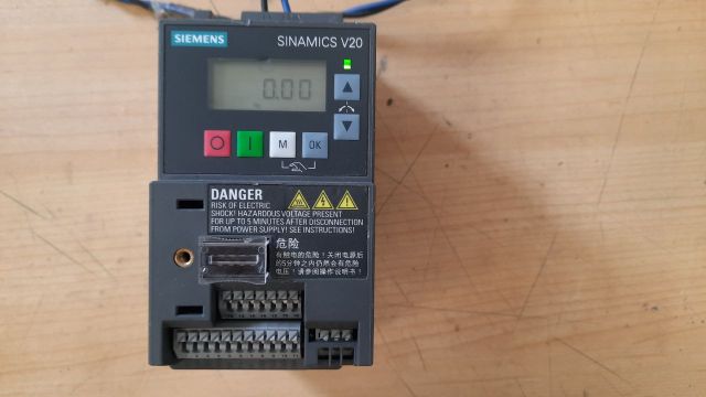 Siemens 6sl3210-5bb13-7uv1 sinamics v20 inverter