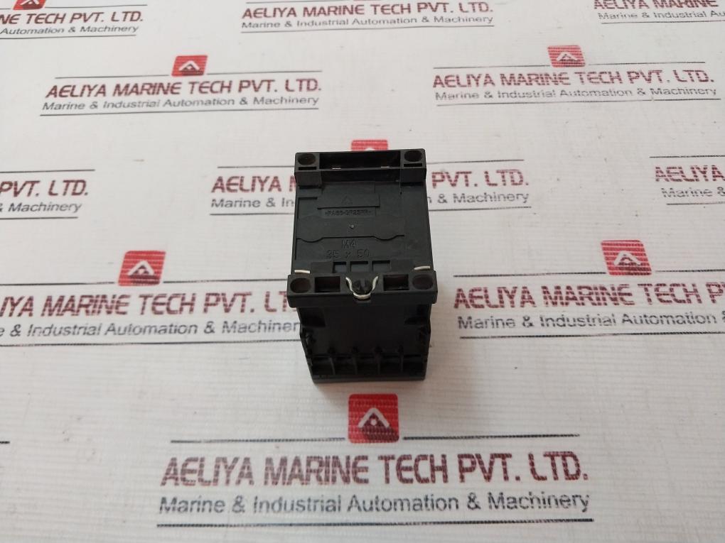 Siemens Sirius 3Rh2131-1Af00 Contactor 690V 50/60Hz