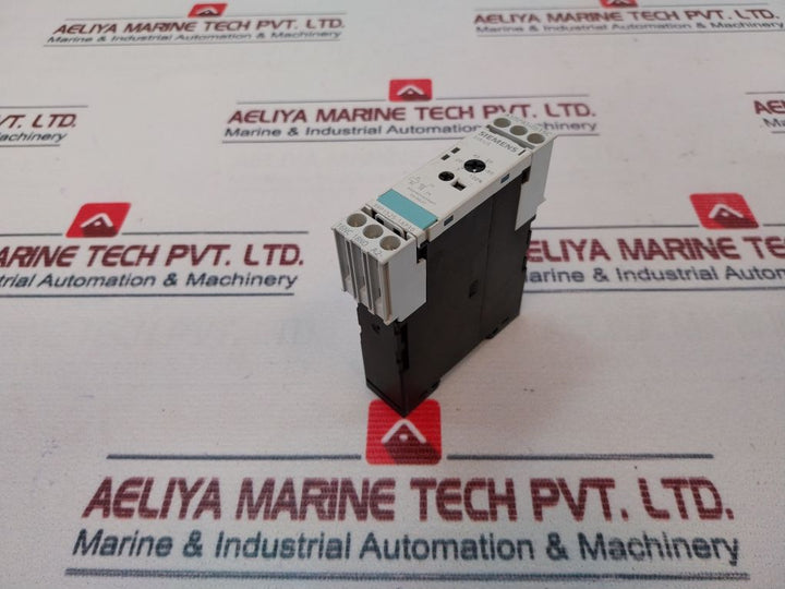 Siemens Sirius 3Rp1525-1Ap30 Time Relay On Delay