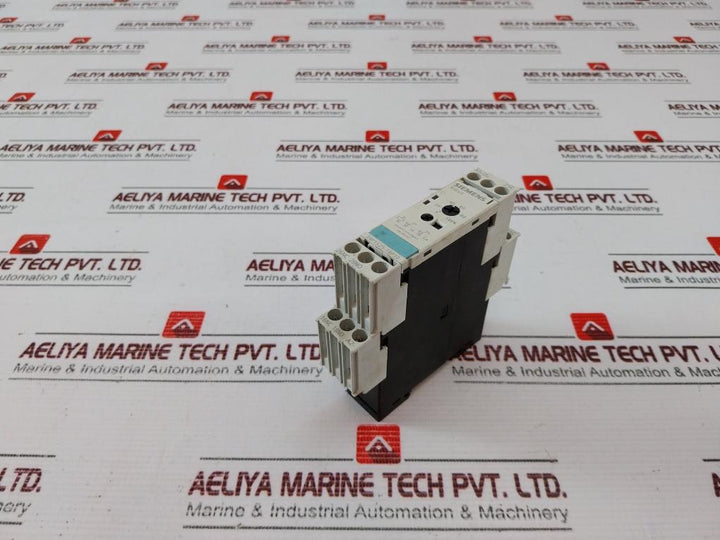 Siemens Sirius 3Rp1525-1Bp30 Timing On Delay Relay 200-240Vac