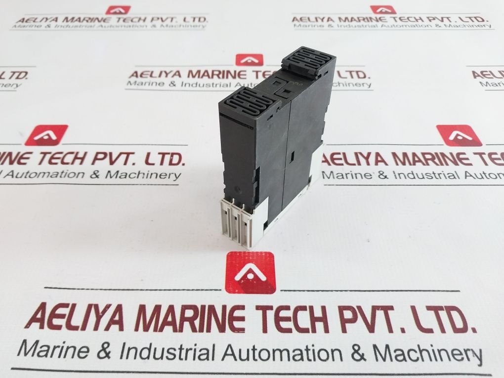 Siemens 3Rp1555-1Ap30 Time Delay Relay 200-240 Vac