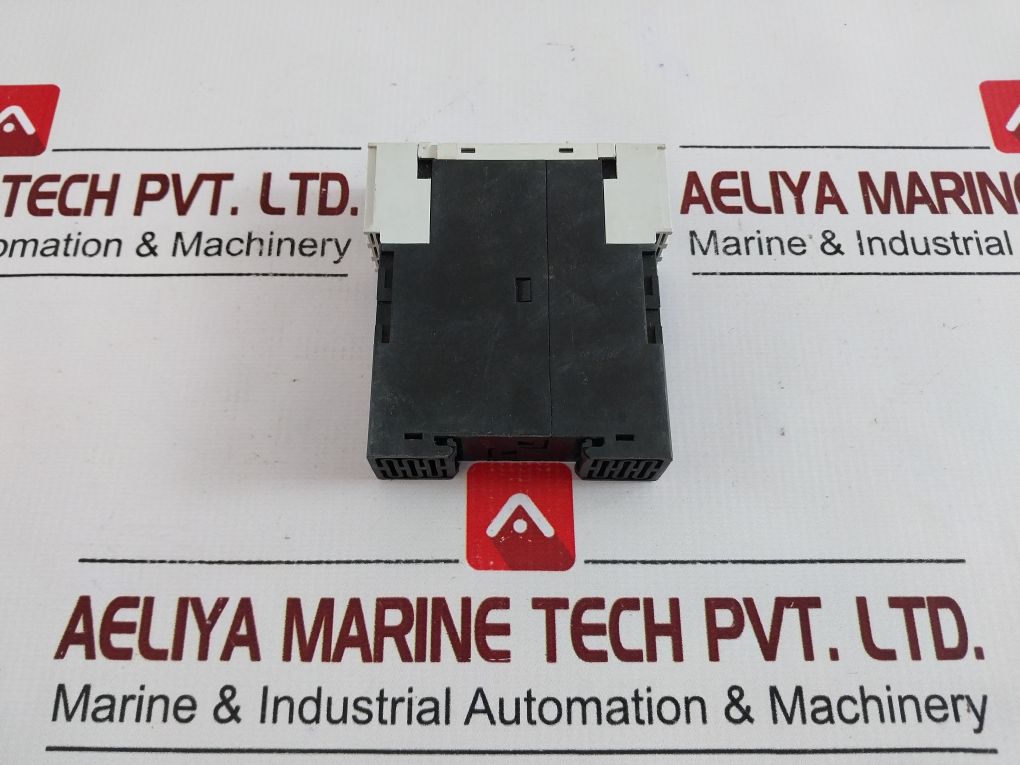 Siemens 3Rp1555-1Ap30 Time Delay Relay 200-240 Vac