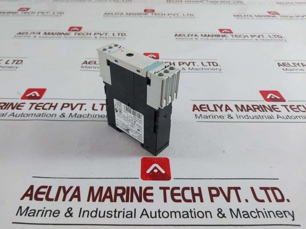 Siemens 3Rp1574-1Np30 Time Relay 200-240V Ac