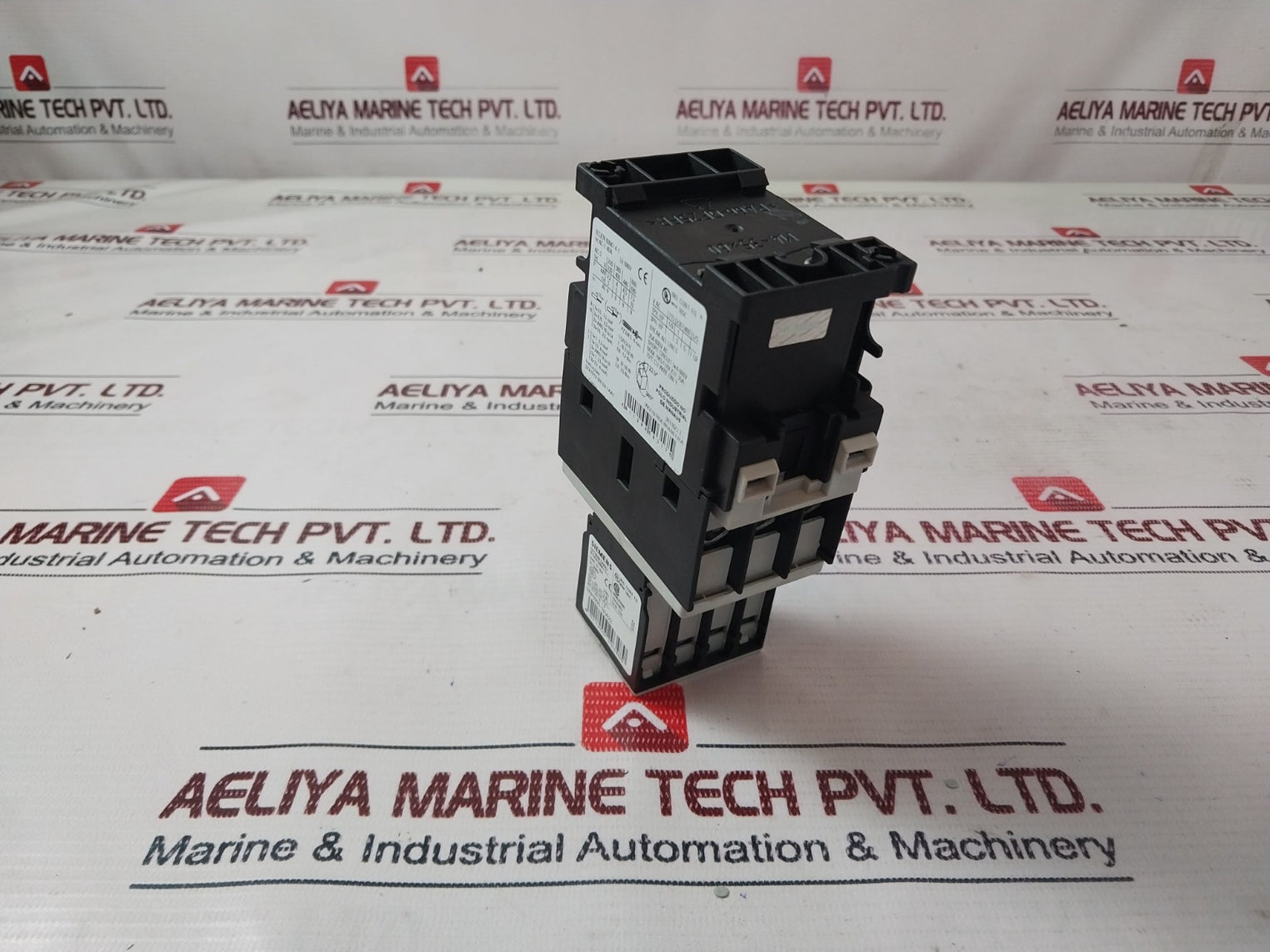 Siemens 3Rt1023-1A...0 Motor Starter Contactor 3Zx1012-0Rt02-1Aa1