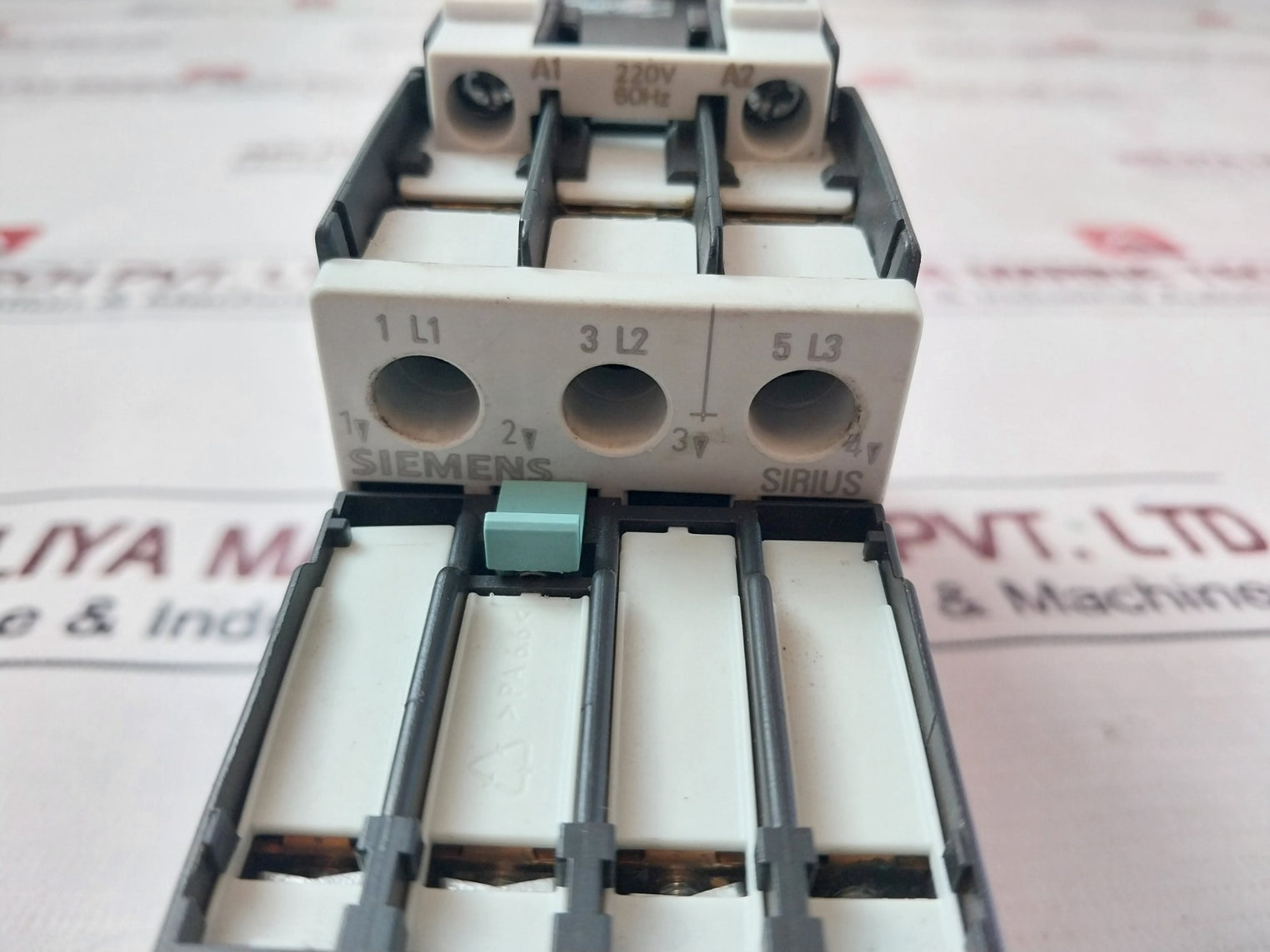 Siemens 3Rt1023-1A...0 Motor Starter Contactor 3Zx1012-0Rt02-1Aa1