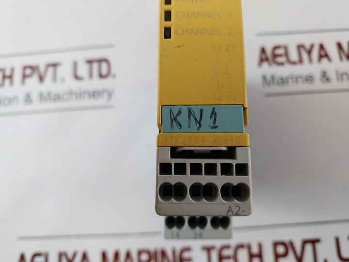 Siemens 3Tk2824-2Bb40 Safety Relay