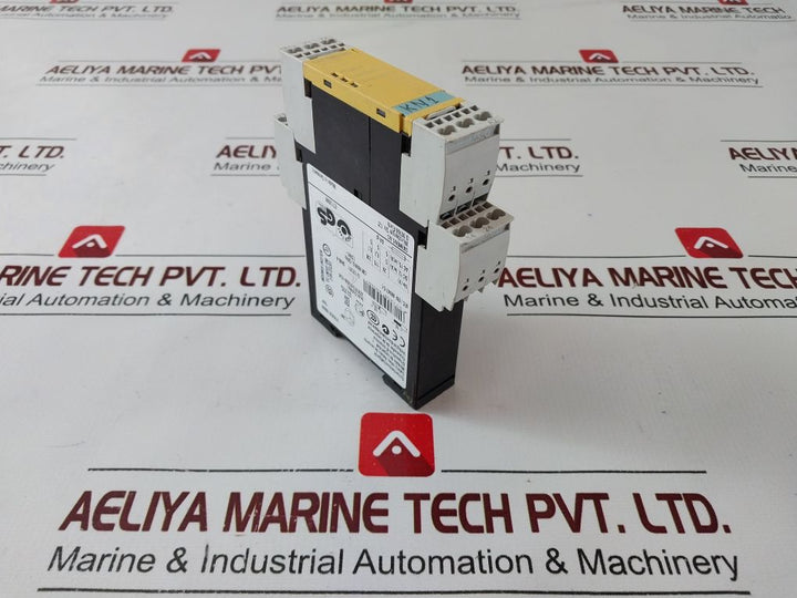 Siemens 3Tk2824-2Bb40 Safety Relay