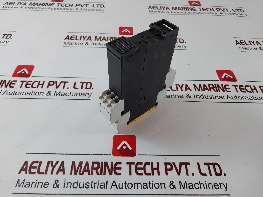 Siemens 3Tk2824-2Bb40 Safety Relay