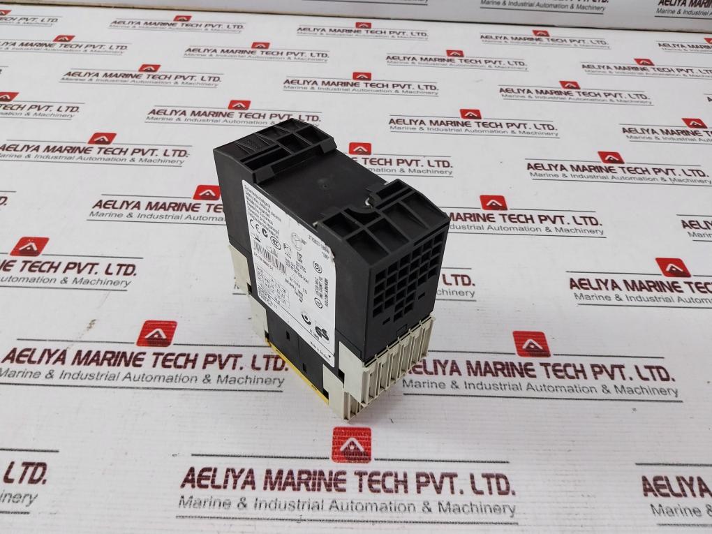 Siemens Sirius 3Tk2827-1Bb40 Safety Relay 24Vdc