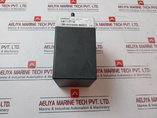 Siemens Sqn31.402A1700 Servo Motor 7(1)A, 250V