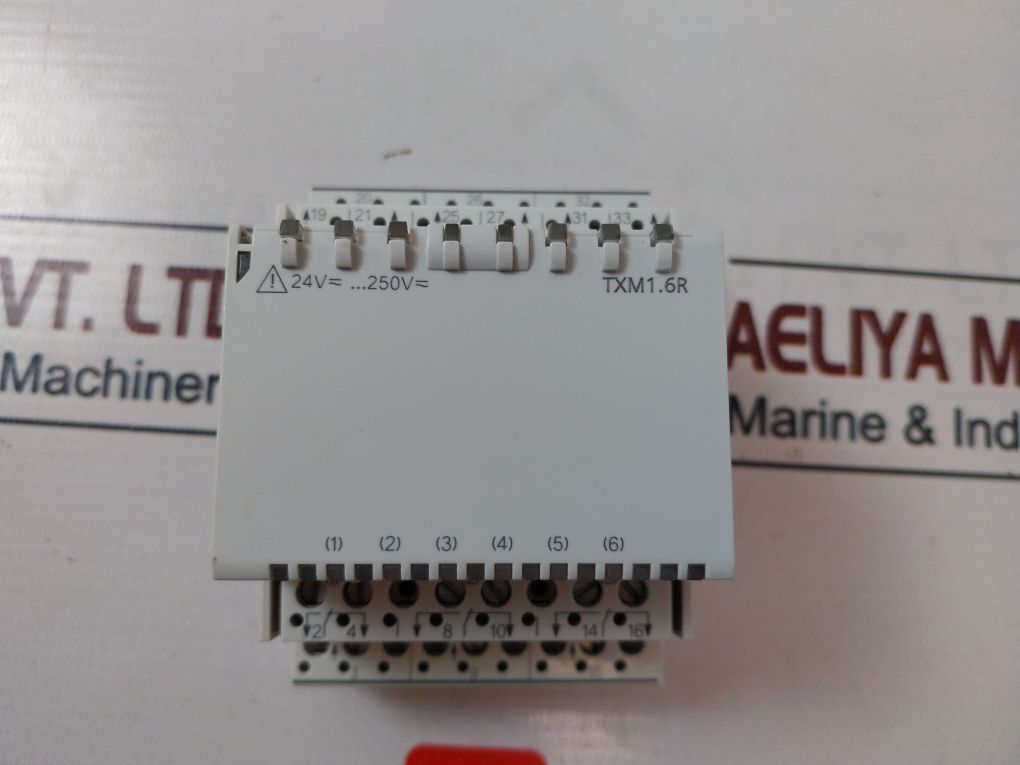 Siemens Txm1.6R Relay Module 24V Ac/Dc
