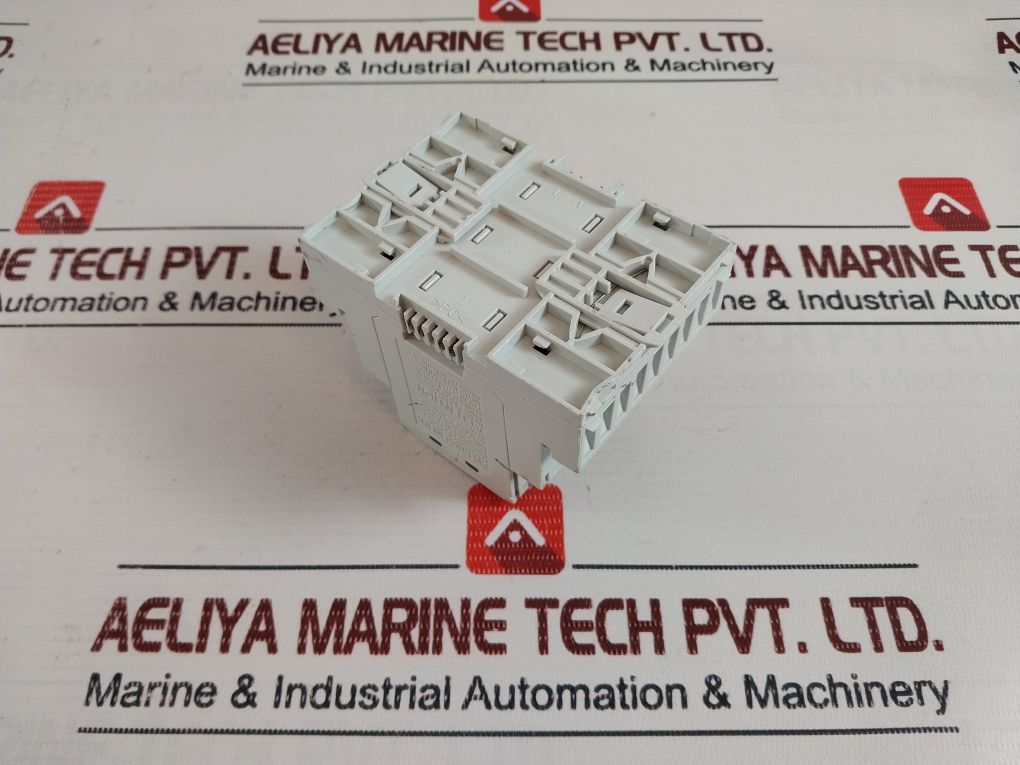 Siemens Txm1.8X Universal Input/Output Module