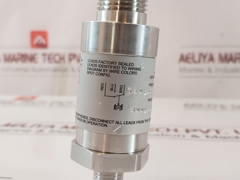 Sigma-netics 24038 Pressure Switch