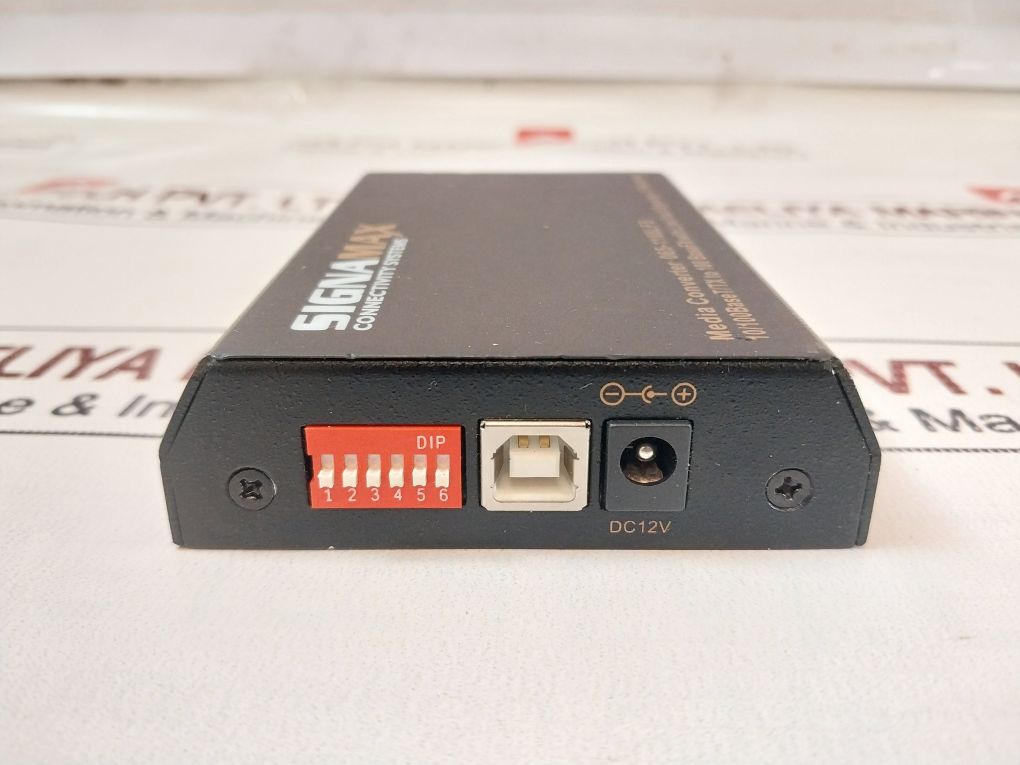 Signamax 065-1100Lfs Media Converter
