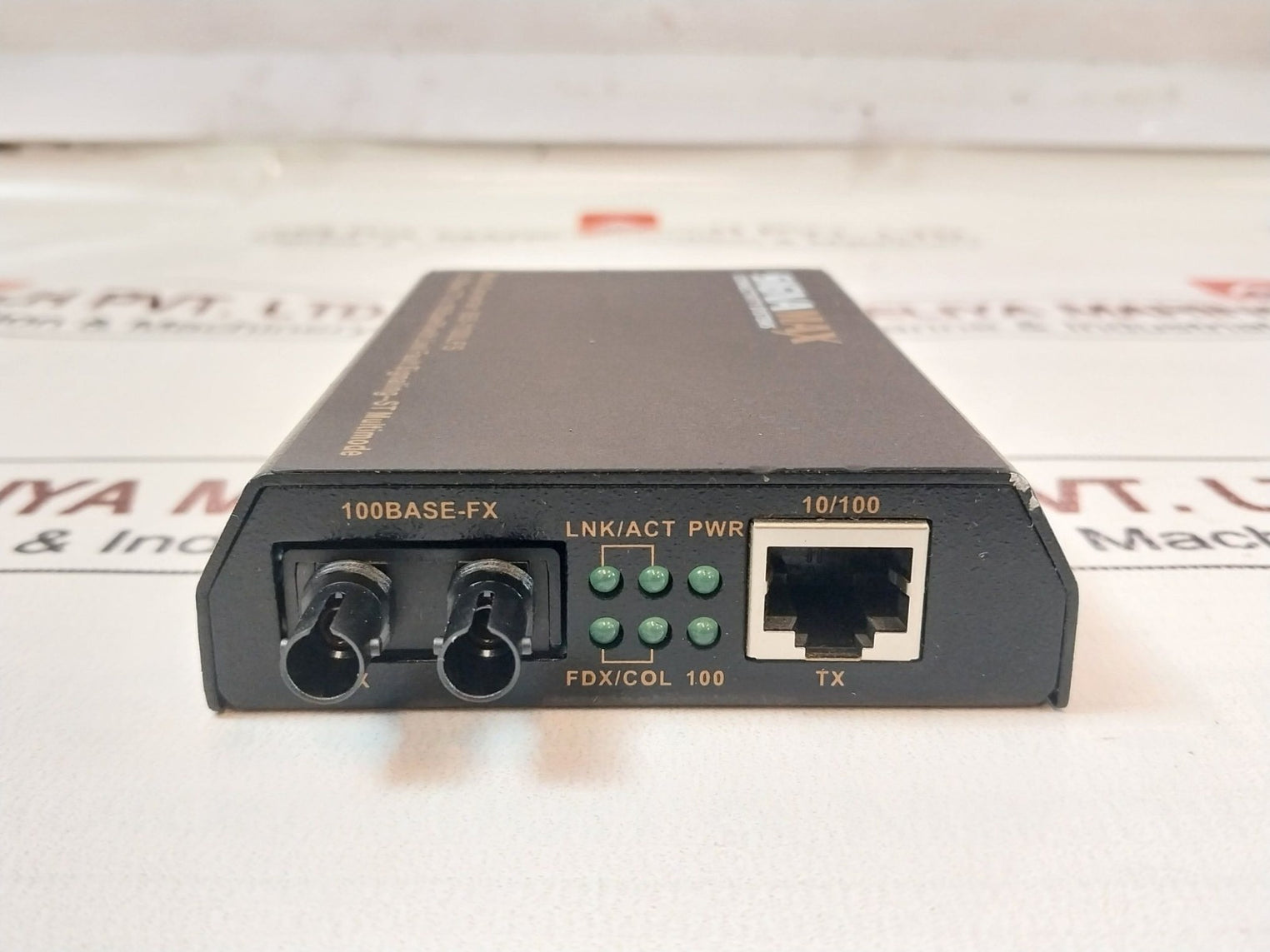 Signamax 065-1100Lfs Media Converter
