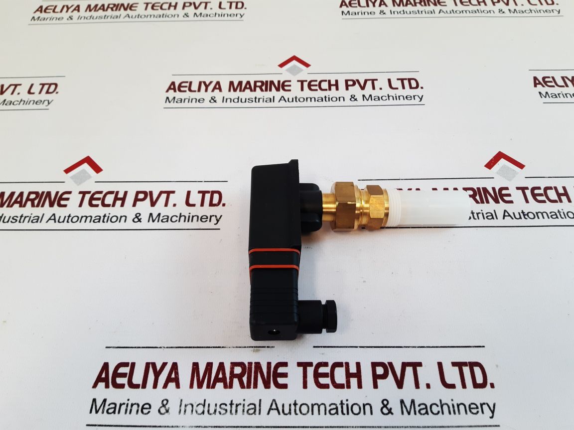 Sika Vhs07M0Gmsko05 Flow Switch
