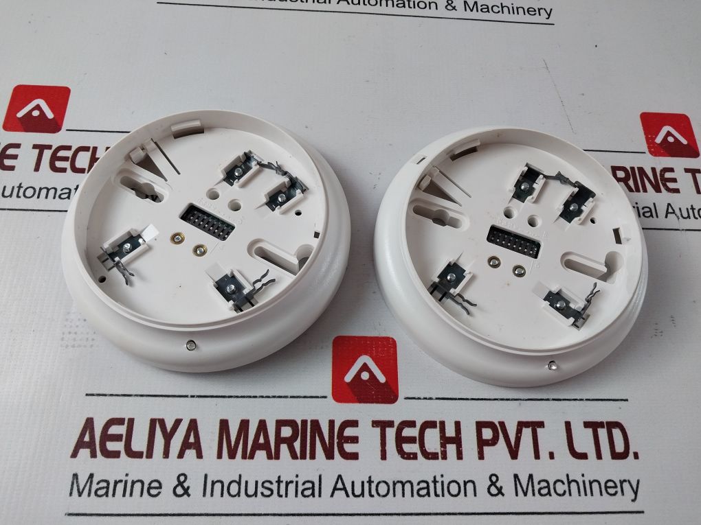 Simplex 4098-9789 Smoke/Heat Sensor Base Rev. D – Aeliya Marine Tech