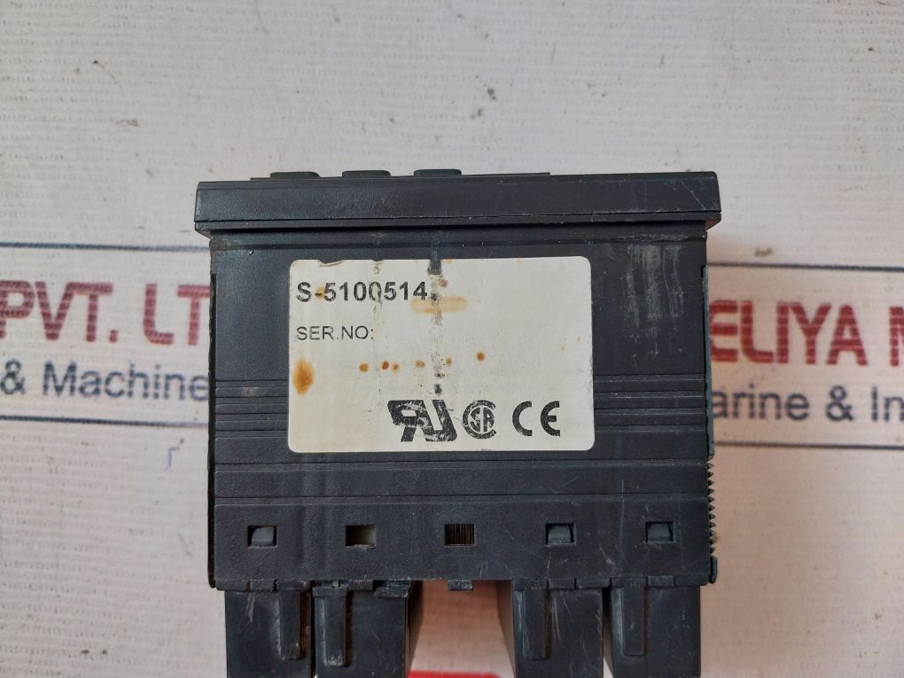 Simpson S-5100514 Digital Temperature Controller 5A