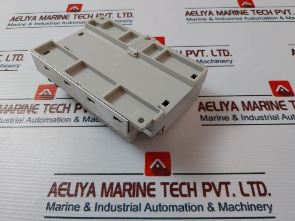 Sixnet Et-gt-st-2 I/O Concentrator Six Trak I/O Gateway 18-30 Vdc