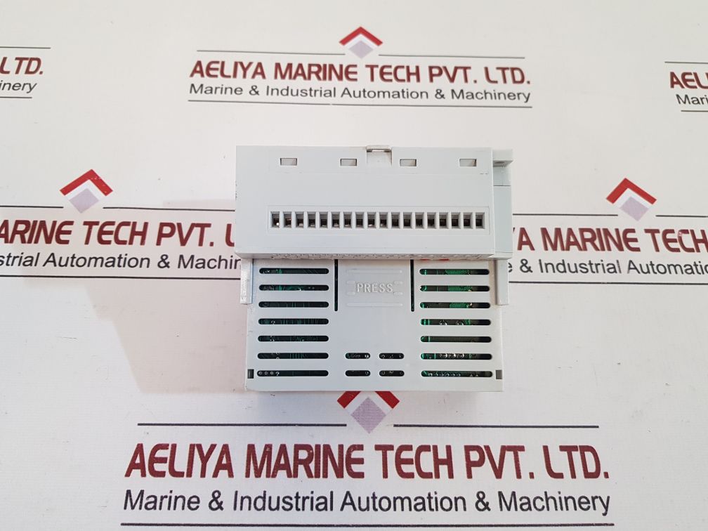 Sixnet Sixtrak St-ai-20M-08 Input Module