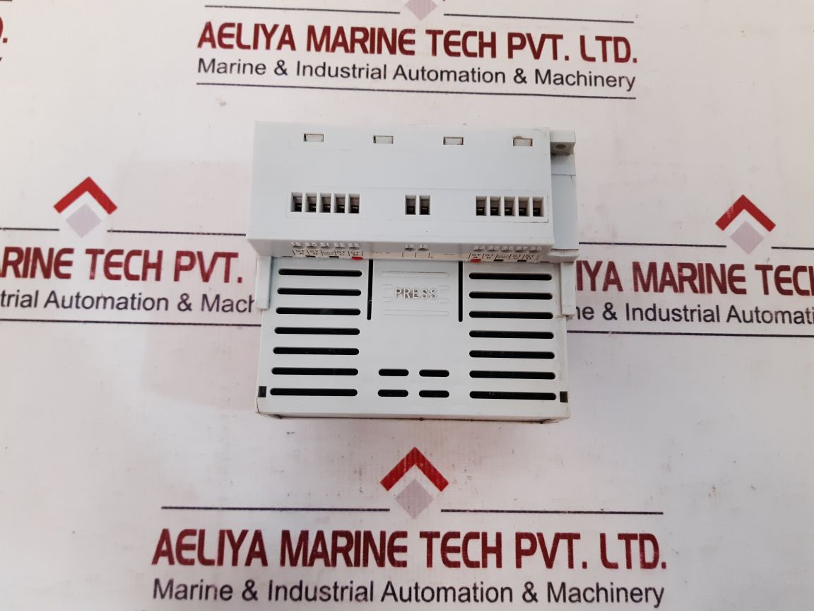 Sixnet Sixtrak St-ao-20M-08 I/O Module