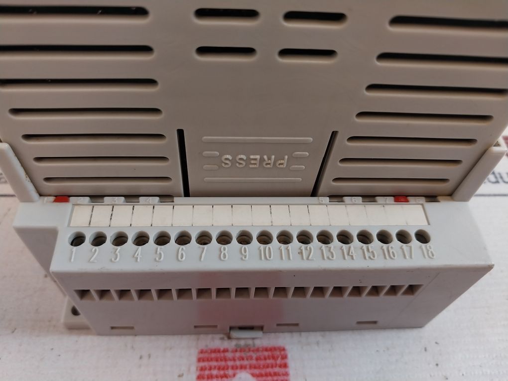 Sixnet St-di-024-16 Discrete I/O Module