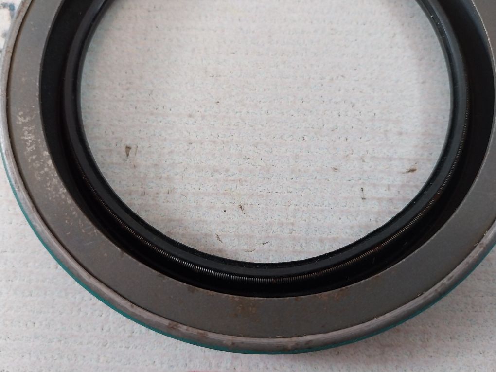 Skf 28697 Oil Seal
