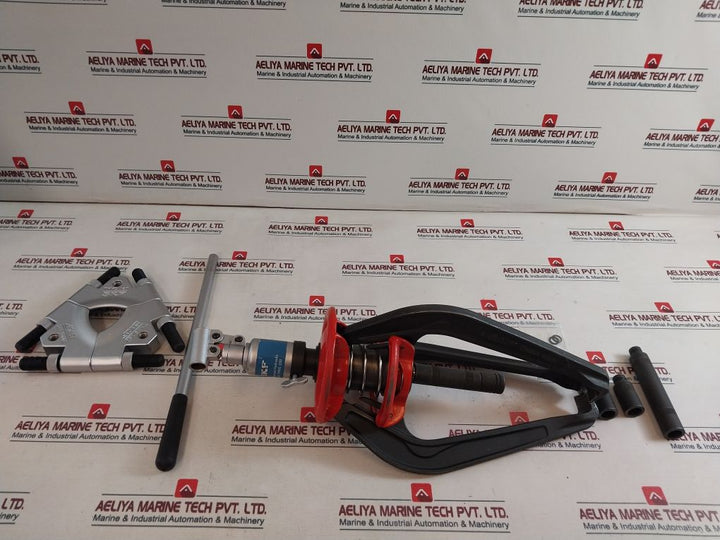 Skf Tmma 100H Hydraulic Puller Set