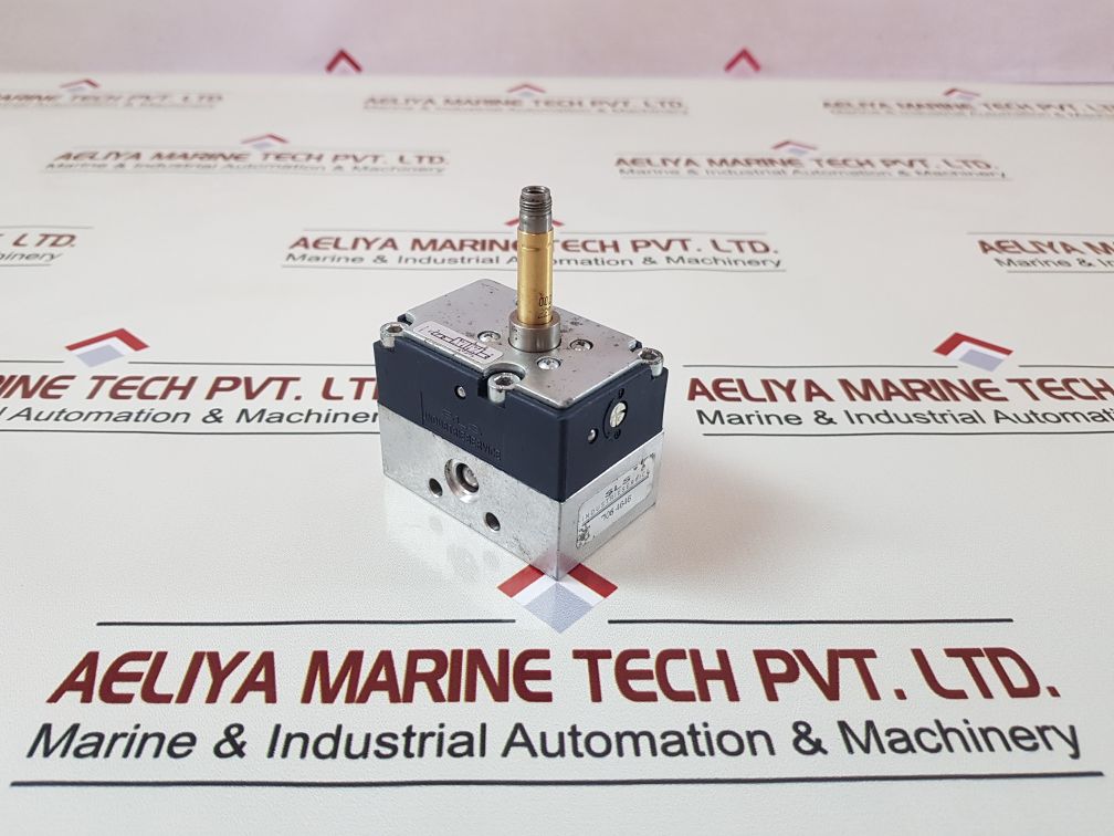 Sls 1064646 5/2-way Pneumatic Directional Control Valve