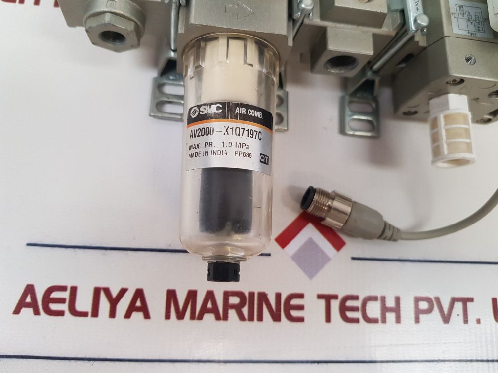 Smc Av2000-x1Q7197C Air Comb With Av2000-f02-5D0-q Valve And Ise40A-01-y