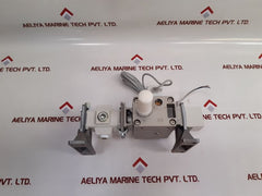 Smc Av4000-04-5Dz Soft Start Up Valve With Ise40A-01-y Pressure Switch