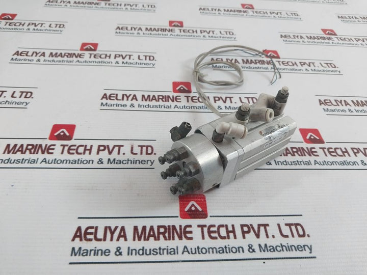 Smc Cdqskb20D-p5359-25 Pneumatic Cylinder As 1301F