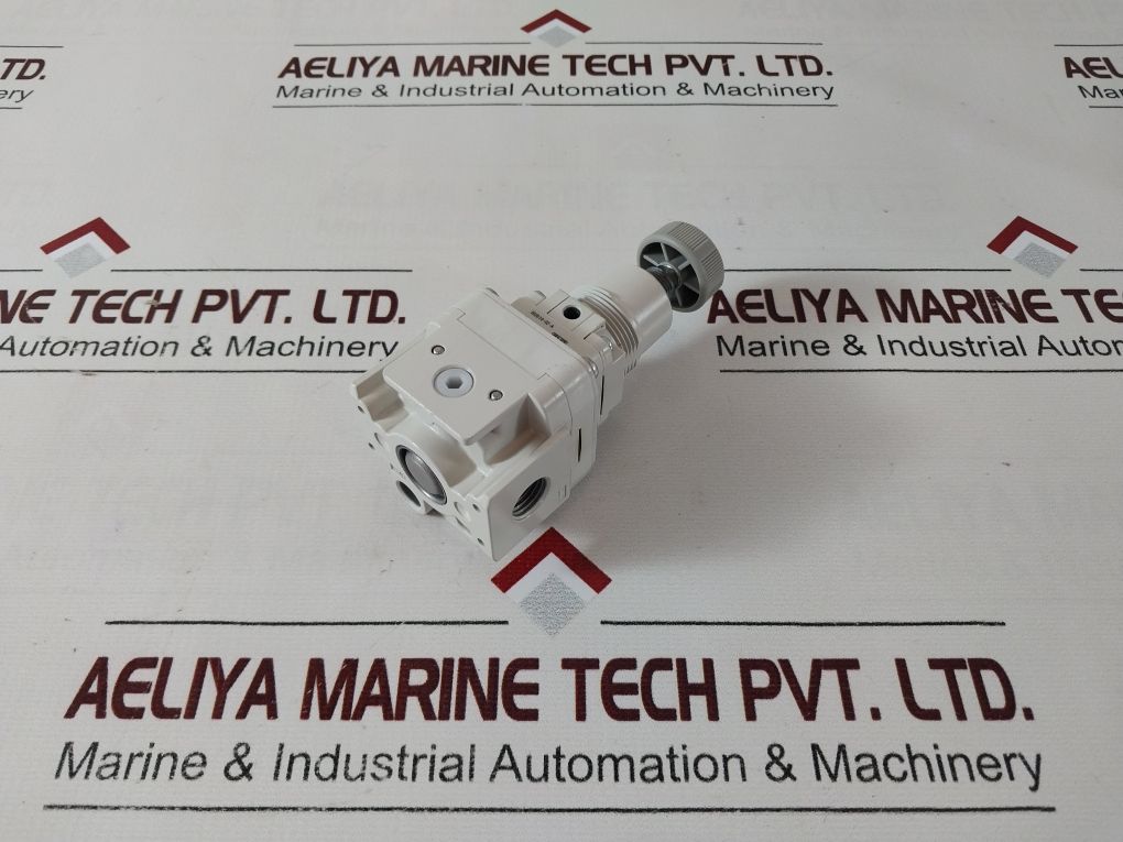 Smc Ir2010-02-a Precision Pressure Reducing Valve 0.01~0.4 Mpa